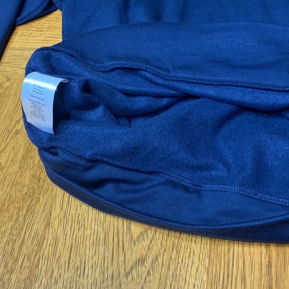 *NWOT* EDDIE BAUER Women’s Hoodie - Picture 4 of 10